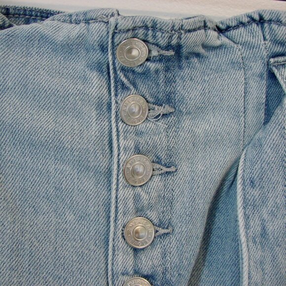 Denim Mom Shorts Paperbag High Waist Pleats Light Wash American Eagle Size 00 - Picture 7 of 16